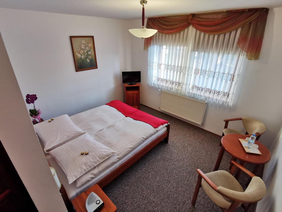 Bed and Breakfast Dom Pod Tujami Krakov Exteriér fotografie